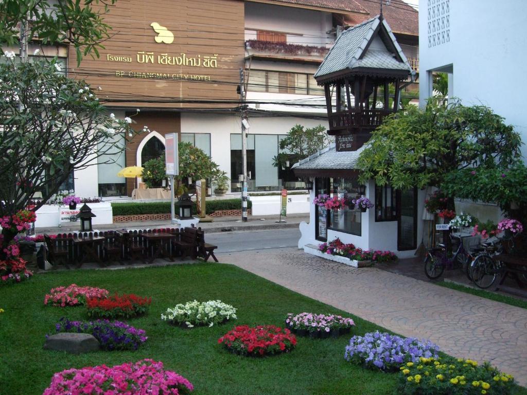 Rachamankha Flora House Hotel - Chiang Mai — Photos 3